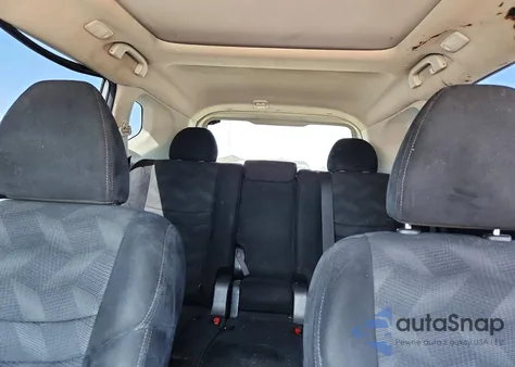 2016 Nissan Rogue Sv z USA, uszkodzony, nr VIN 5N1AT2MT0GC890287